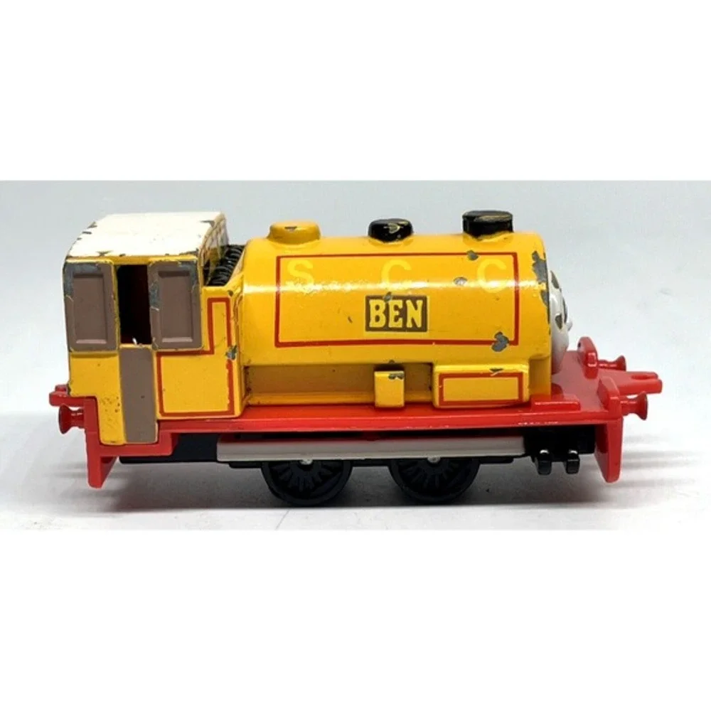 Vintage 1991 ERTL Thomas & Friends Ben Yellow Diecast‎ Metal Train 3